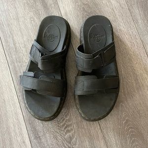 Dr. Martens Chilton sandals